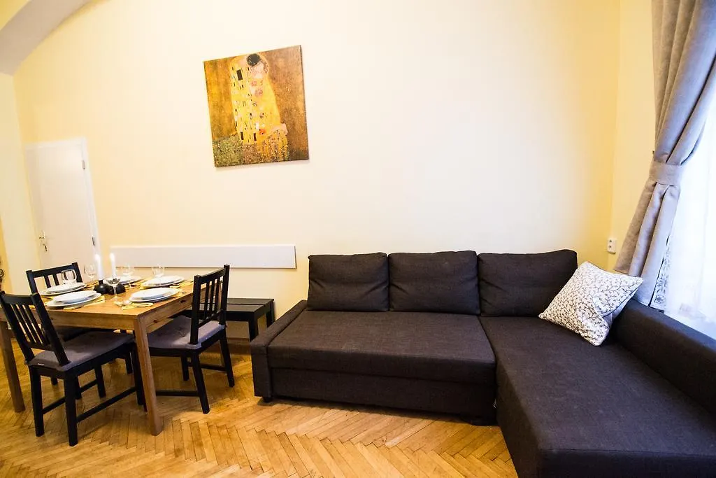 Metronom Apartment By Ruterra Prag